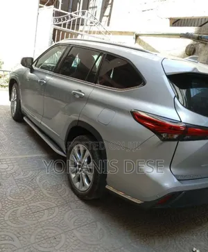 Toyota Highlander 2022 Gray