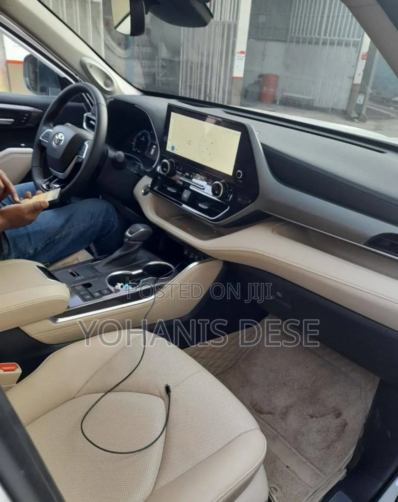 Toyota Highlander 2022 Gray