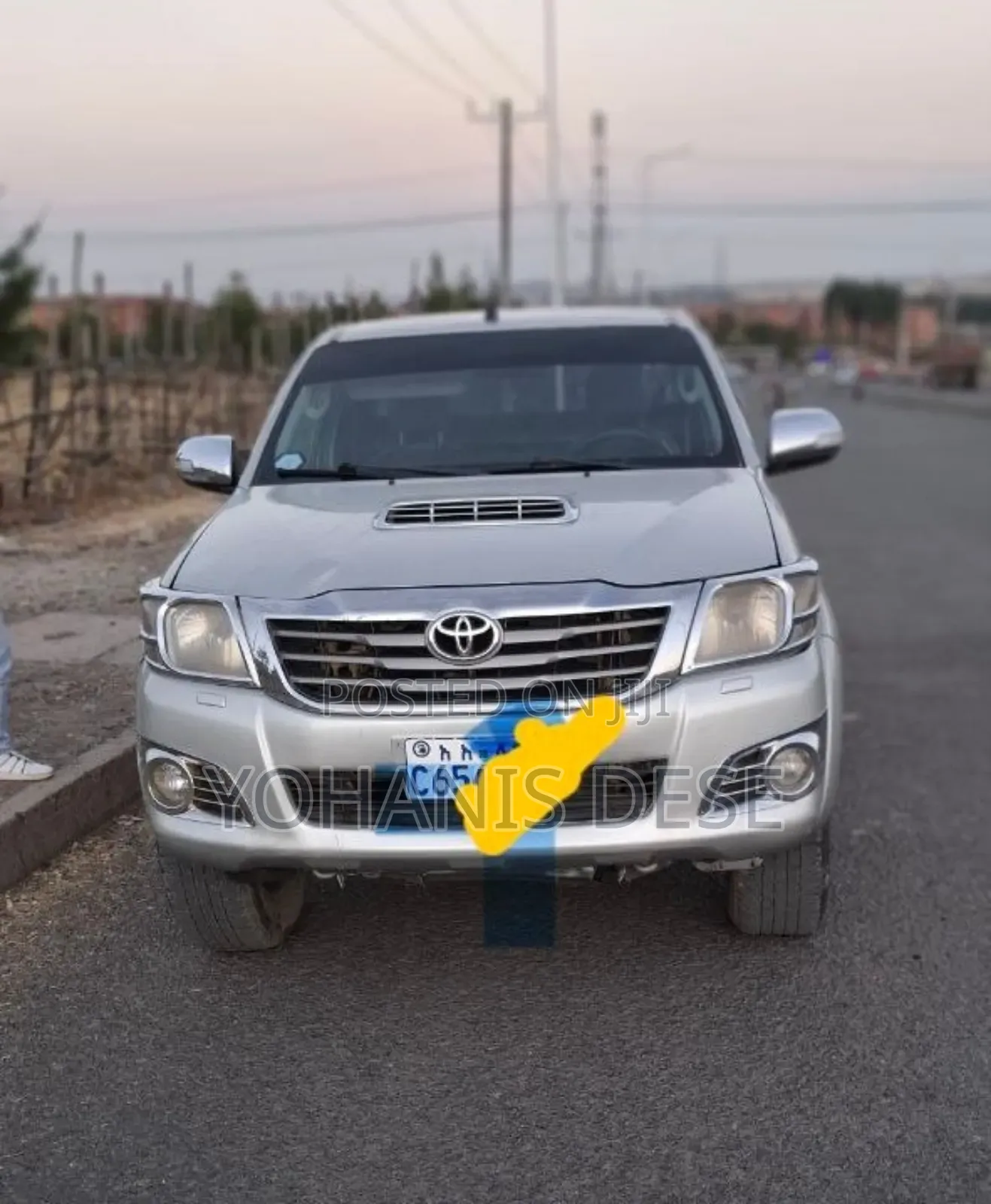 Toyota Hilux 2012 Silver