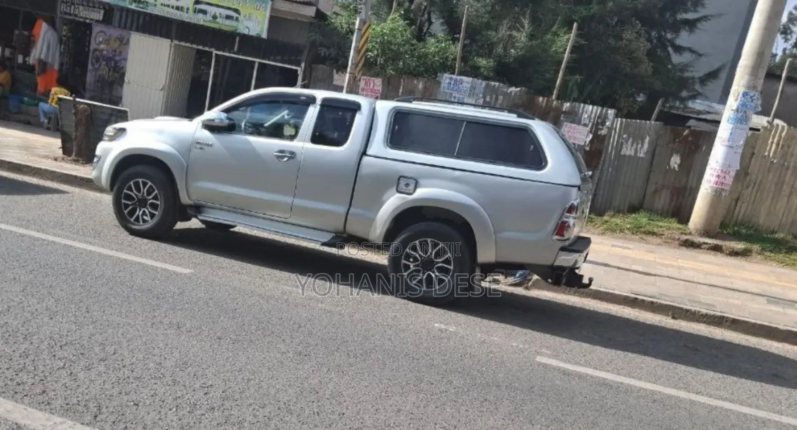 Toyota Hilux 2012 Silver