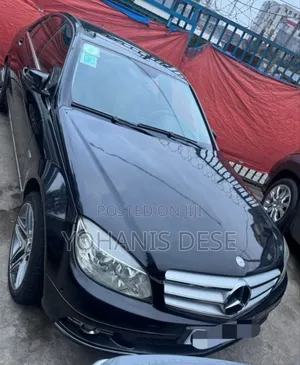 Mercedes-Benz C180 2009 Black