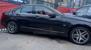 Mercedes-Benz C180 2009 Black