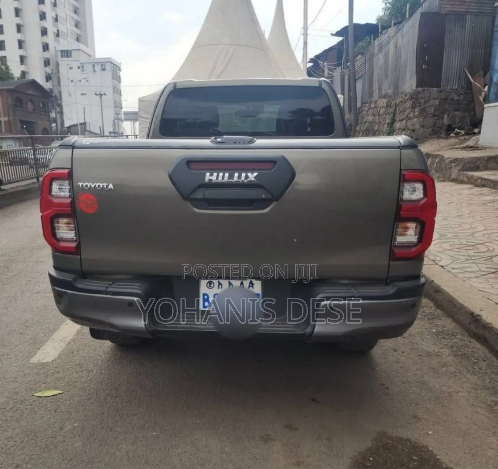 Toyota Hilux 2022 Gray