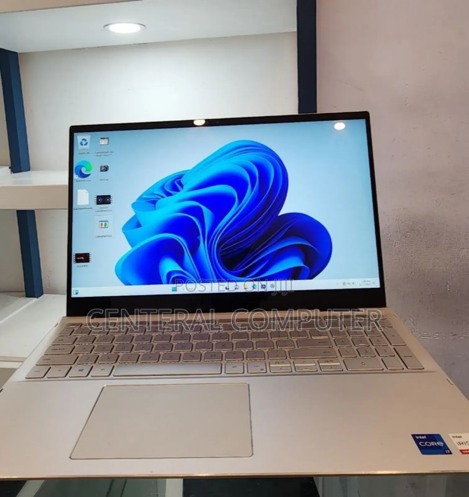 New Laptop Dell Inspiron 14 1440 16GB Intel Core I7 SSD 512GB