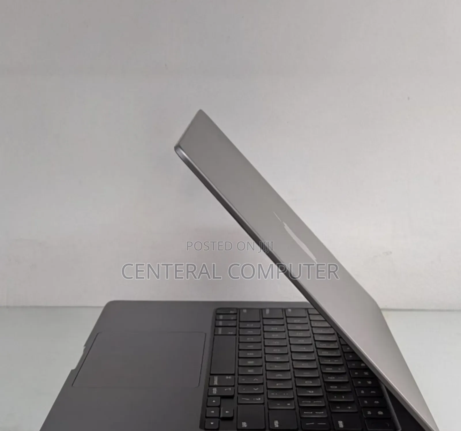 New Laptop Apple MacBook Pro M1 16GB Apple M1 Pro SSD 512GB