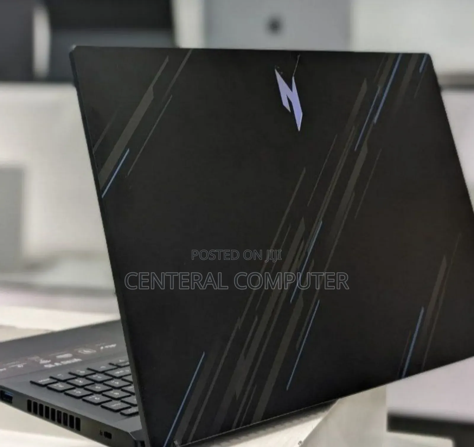 New Laptop Acer Nitro 17 16GB Intel Core I7 SSD 512GB