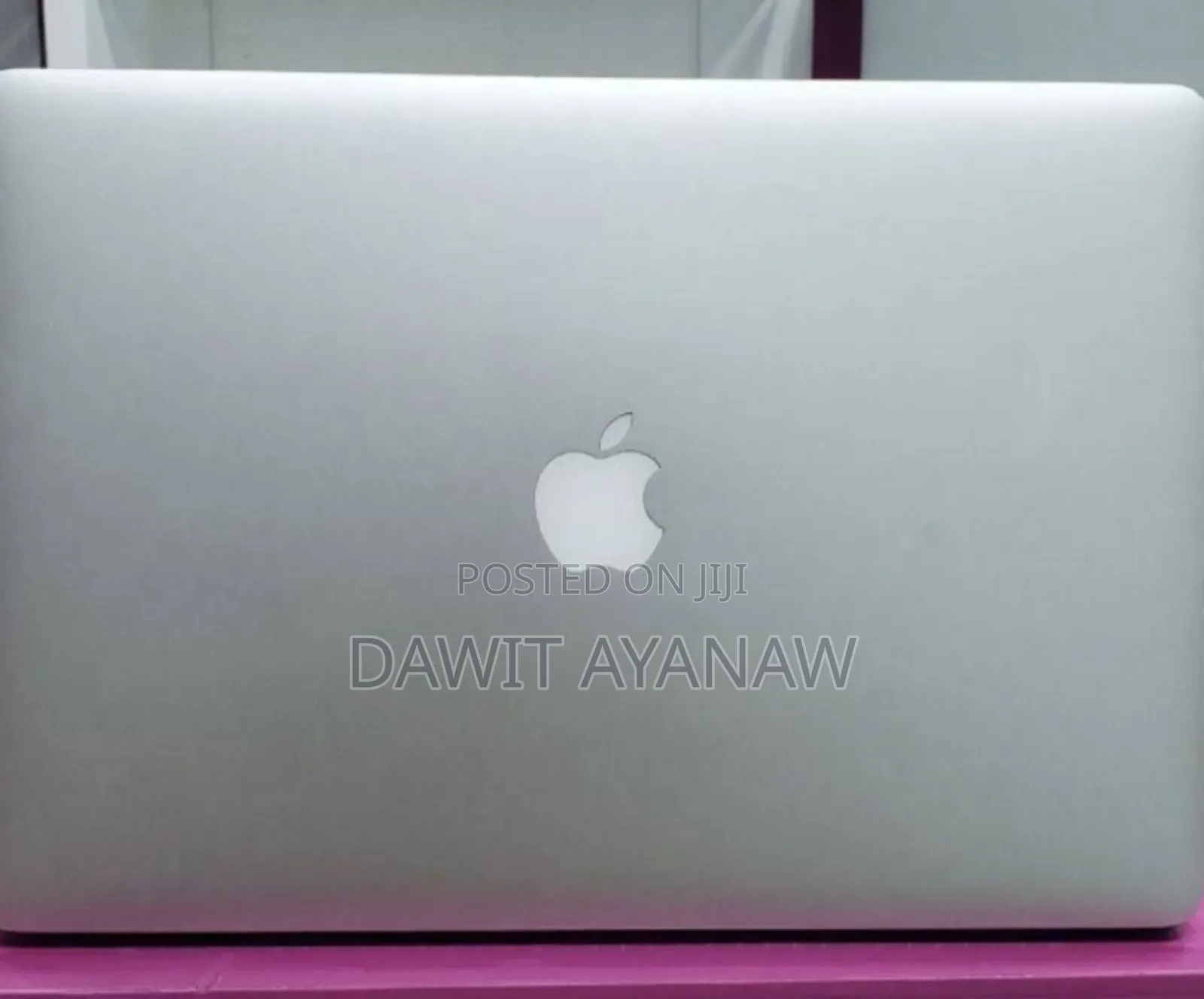 New Laptop Apple MacBook Pro 2017 16GB Intel Core I7 SSD 256GB