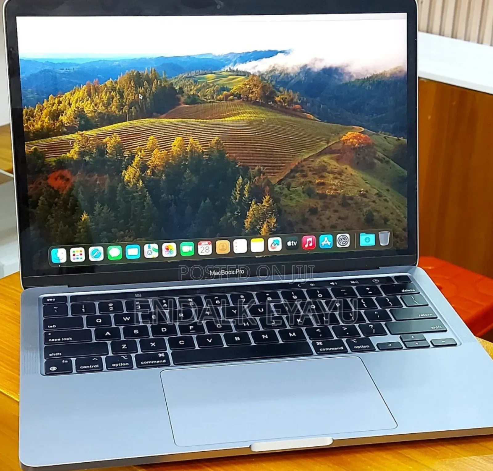 New Laptop 8GB Intel Core I5 SSD 256GB