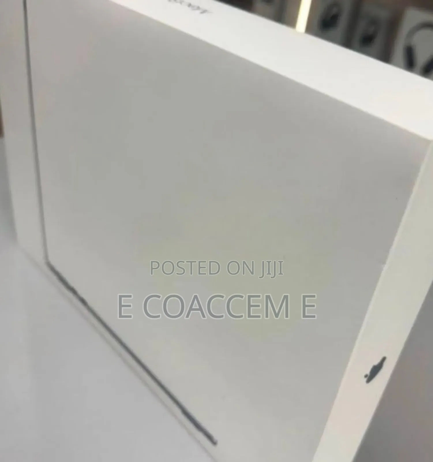 New Laptop Apple MacBook 16GB Apple M4 SSD 256GB