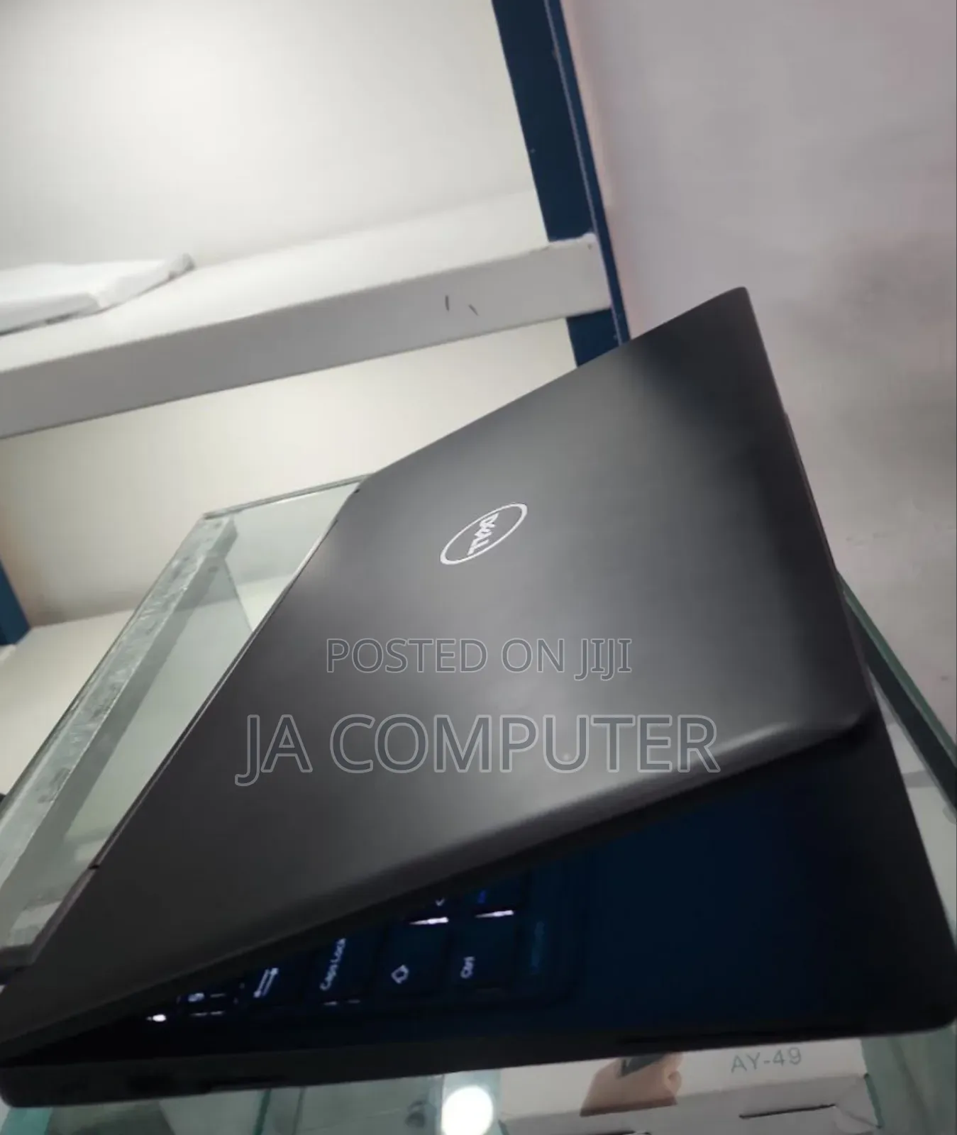 New Laptop Dell Latitude 5310 8GB Intel Core I5 SSD 256GB