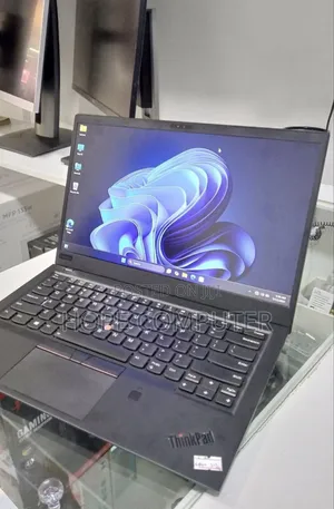 Photo - New Laptop Lenovo ThinkPad X1 Carbon 16GB Intel Core I7 SSD 512GB