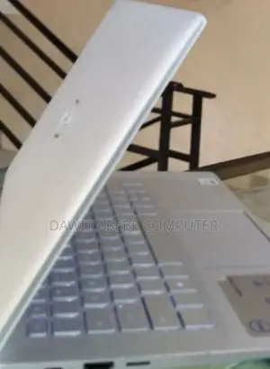 New Laptop Dell 8GB Intel Core I7 SSD 512GB