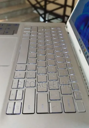 New Laptop Dell 8GB Intel Core I7 SSD 512GB