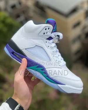 Photo - Air Jordan 5 Retro Grape 2025 Master Quality Shoes