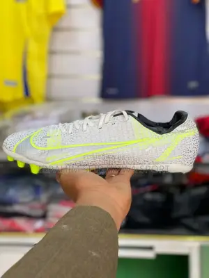 Original Football Shoes ( Clits , Taketa