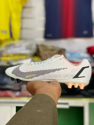 Original Football Shoes ( Clits , Taketa