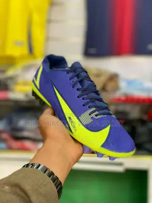 Original Football Shoes ( Clits , Taketa