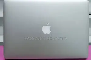 New Laptop Apple MacBook Pro 16GB Intel Core I7 SSD 256GB