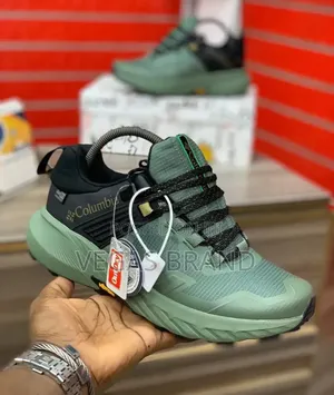 Photo - Columbia Waterproof Hiking Super Master Quality Shoes