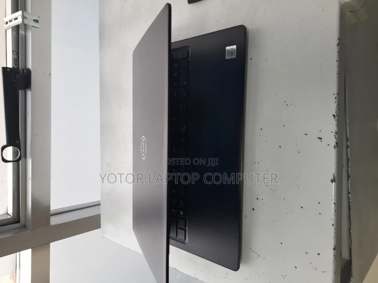 New Laptop Dell 4GB Intel Core I3 HDD 1T