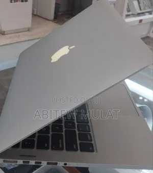 New Laptop Apple MacBook Pro 2015 16GB Intel Core I5 SSD 512GB