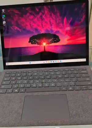 Photo - New Laptop Microsoft Surface Book 16GB Intel Core I7 SSD 512GB