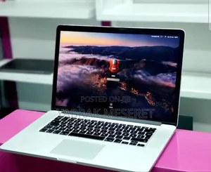Photo - New Laptop Apple MacBook Pro 2015 16GB Intel Core I7 SSD 256GB