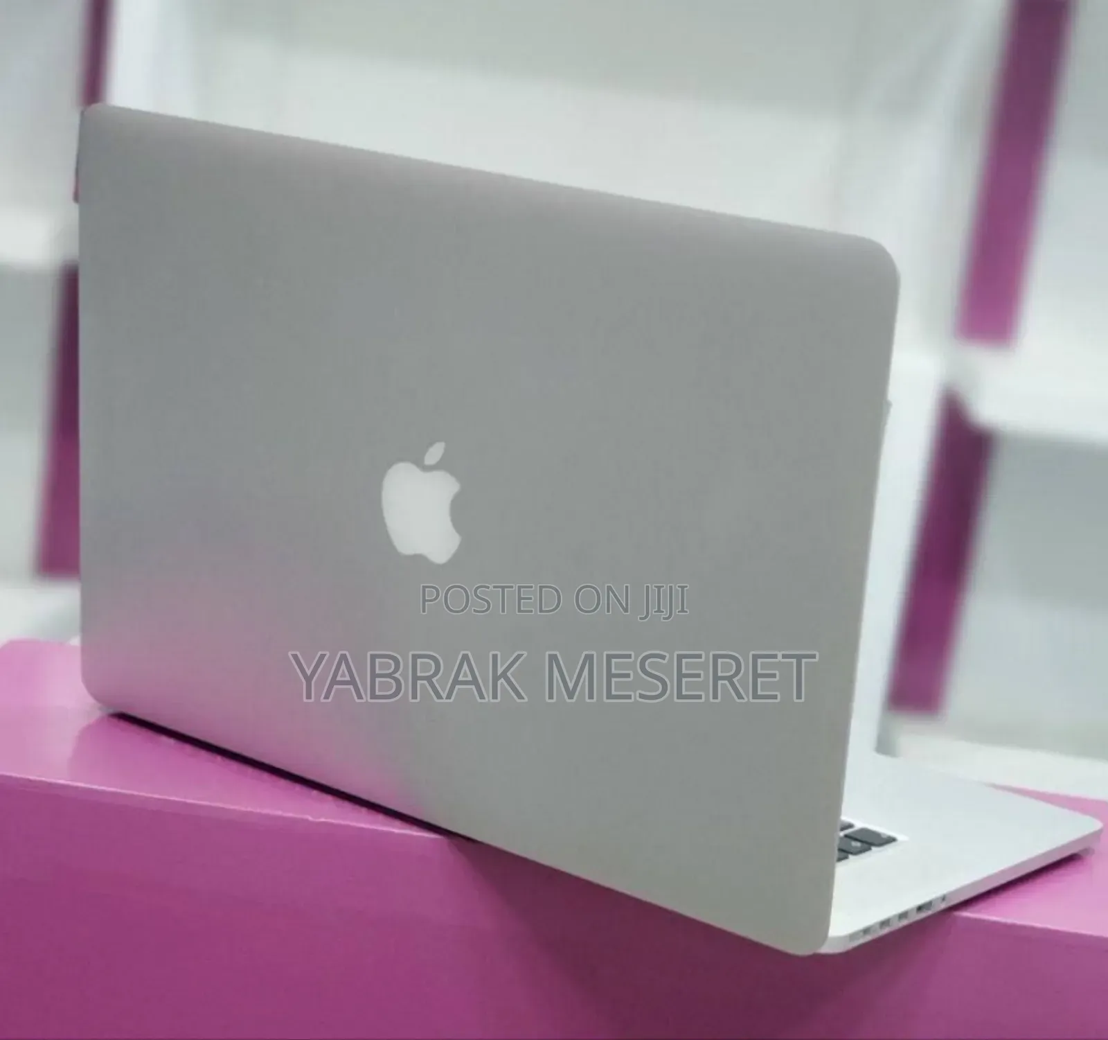 New Laptop Apple MacBook Pro 2015 16GB Intel Core I7 SSD 256GB