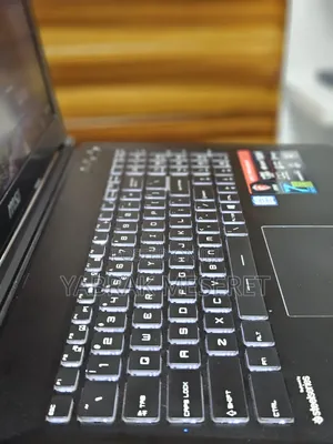 New Laptop MSI 8GB Intel Core I5 HDD 1T