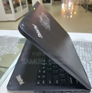 Photo - Laptop Lenovo Yoga 11e 8GB Intel Core M3 SSD 128GB