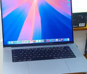 New Laptop Apple MacBook Pro M1 16GB Apple M1 Pro SSD 1T
