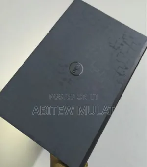 New Laptop Dell Vostro 3000 16GB Intel Core I7 SSD 512GB