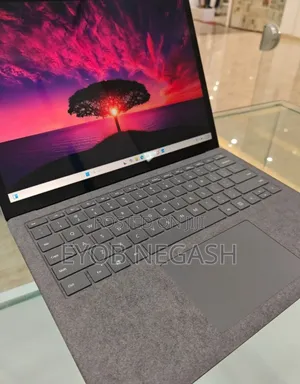 New Laptop Microsoft Surface Book 16GB Intel Core I7 SSD 512GB