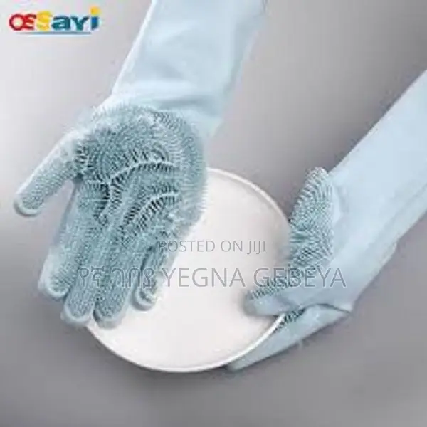 Magic Silicone Dishwashing Gloves With Built-in Scrubbers
