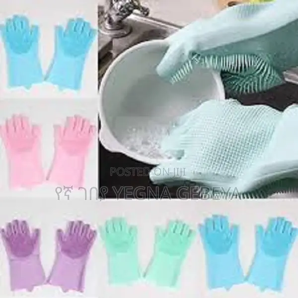 Magic Silicone Dishwashing Gloves With Built-in Scrubbers
