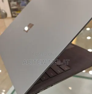 Photo - New Laptop Microsoft Surface Book 3 16GB Intel Core I7 SSD 512GB