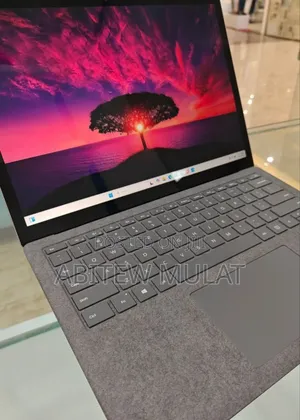 New Laptop Microsoft Surface Book 3 16GB Intel Core I7 SSD 512GB