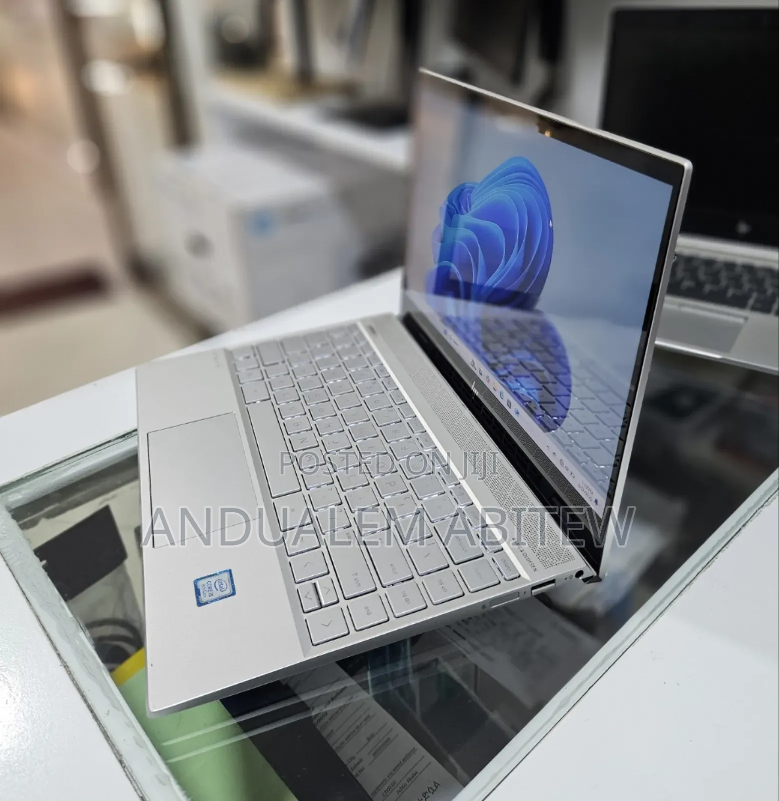 New Laptop HP Envy 13 8GB Intel Core I5 SSD 512GB