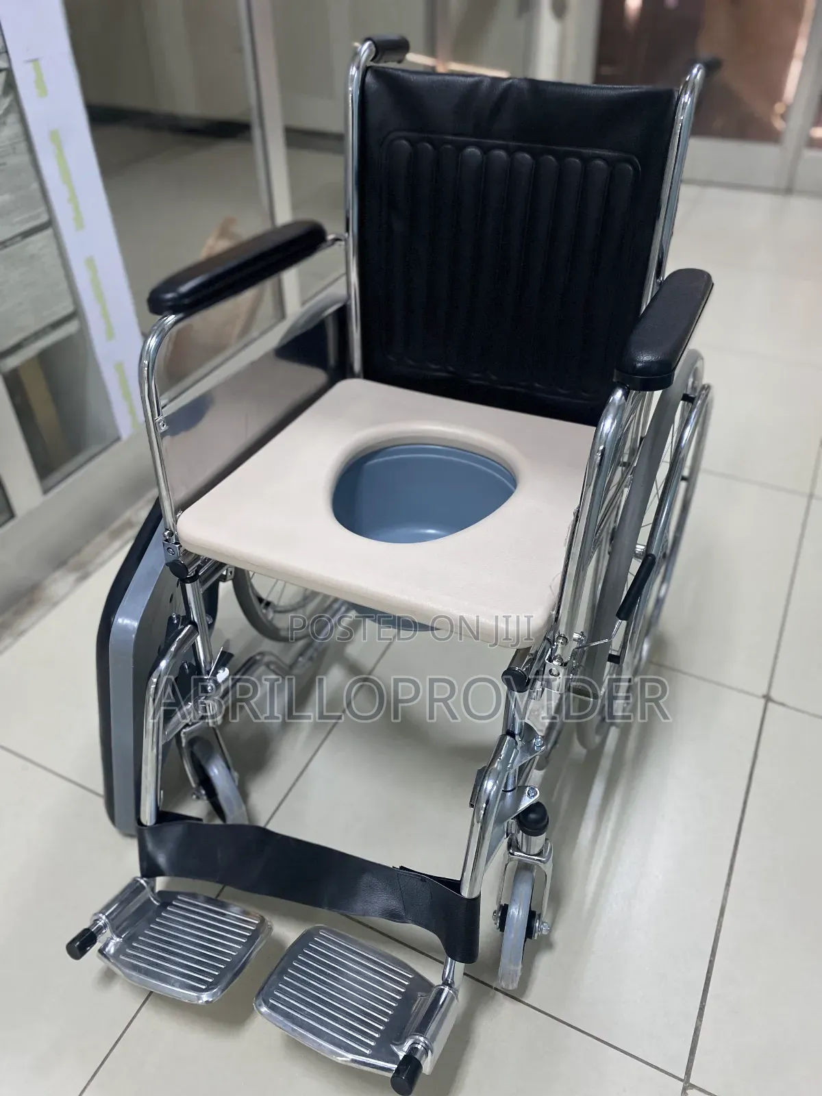 Toilet Wheelchair7wheelchair9wheelchair3wheelchair5wheelchai