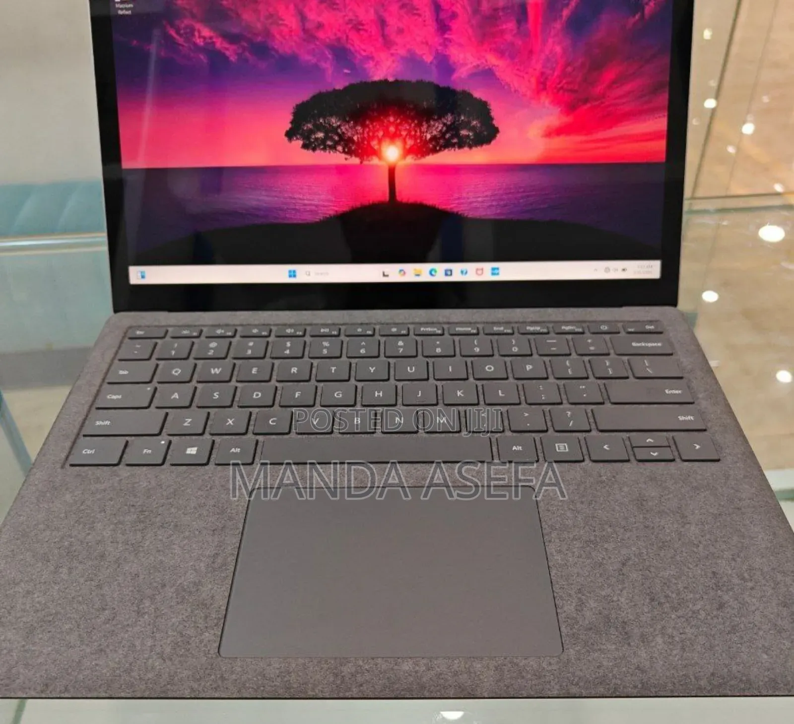 New Laptop Microsoft Surface 16GB Intel Core I7 SSD 512GB