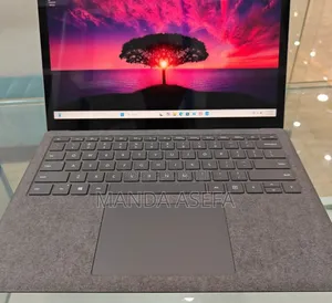 New Laptop Microsoft Surface 16GB Intel Core I7 SSD 512GB
