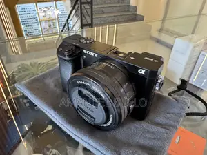 Photo - Sony A6000 Camera With 16-50mm Lens