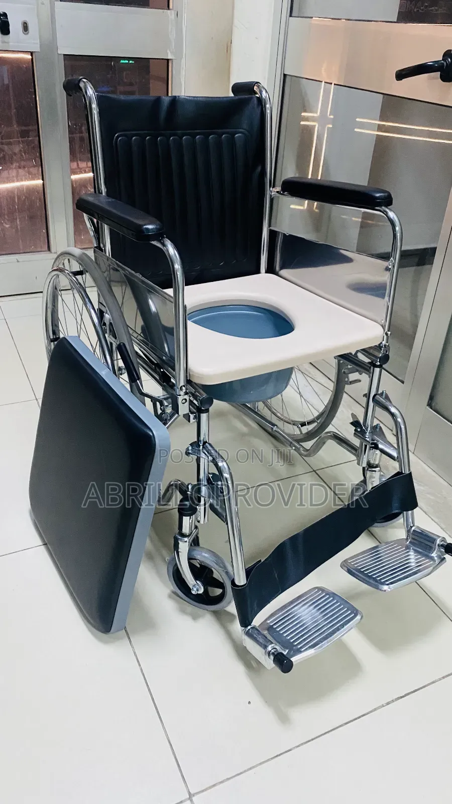 Toilet Wheelchair5wheelchair9wheelchair5wheelchair2wheelchai
