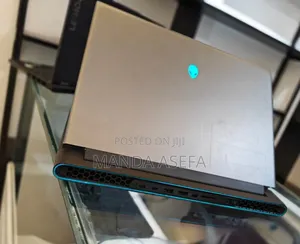 New Laptop Alienware M17x R2 32GB Intel Core I9 SSD 1T