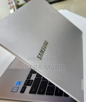 New Laptop Samsung 16GB Intel Core I7 SSD 512GB