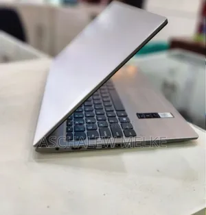 New Laptop Lenovo Ideapad 3 8GB Intel Core I3 SSD 256GB