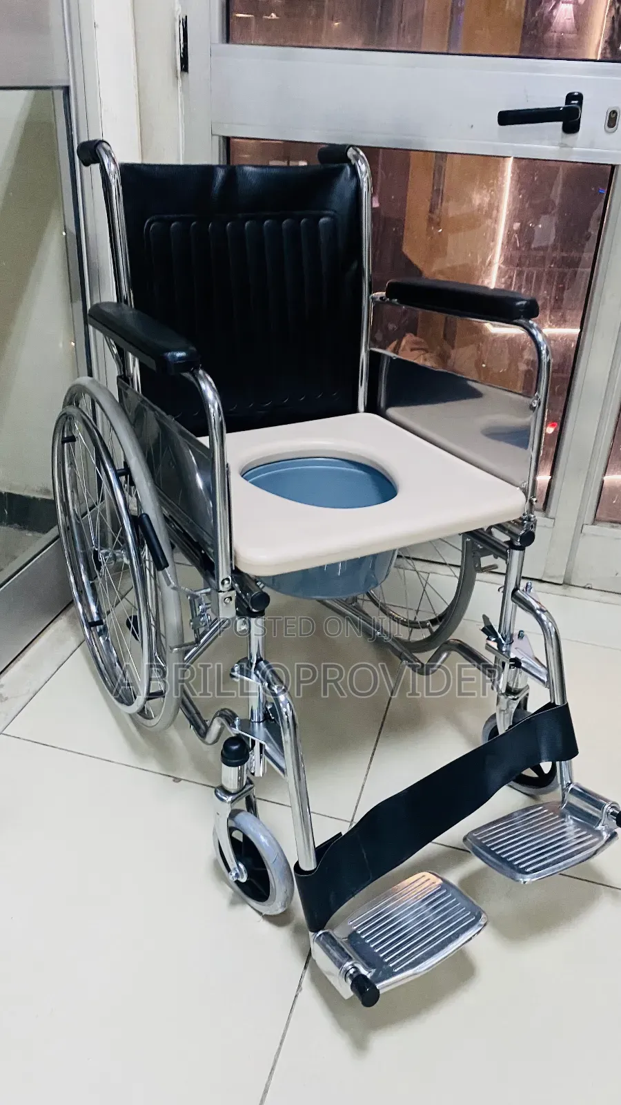 Toilet Wheelchair5wheelchair8wheelchair5wheelchair6wheelchai