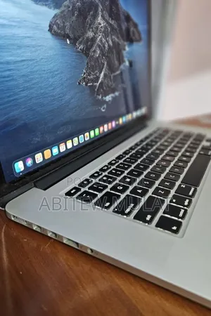 New Laptop Apple MacBook Pro 2014 16GB Intel Core I7 SSD 256GB