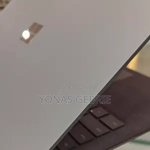 New Laptop Microsoft Surface 16GB Intel Core I7 SSD 512GB