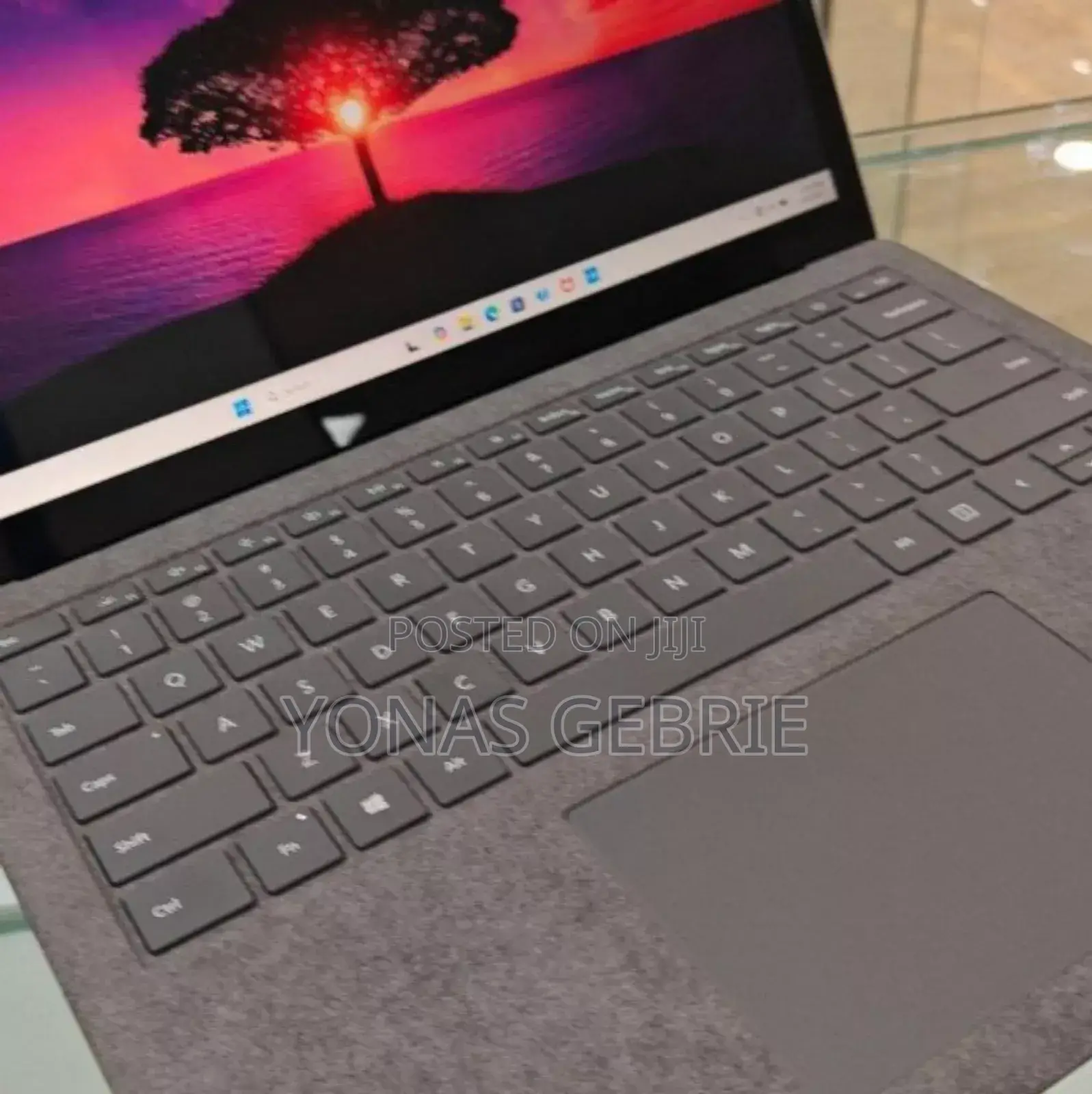 New Laptop Microsoft Surface 16GB Intel Core I7 SSD 512GB